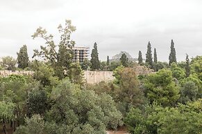 UPSTREET Zeus Temple View 2BD Apt Acropolis-Plaka