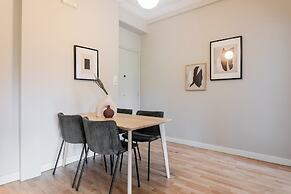 UPSTREET Zeus Temple View 2BD Apt Acropolis-Plaka