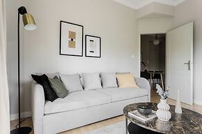 UPSTREET Zeus Temple View 2BD Apt Acropolis-Plaka