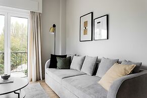 UPSTREET Zeus Temple View 2BD Apt Acropolis-Plaka