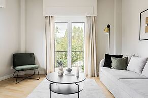 UPSTREET Zeus Temple View 2BD Apt Acropolis-Plaka