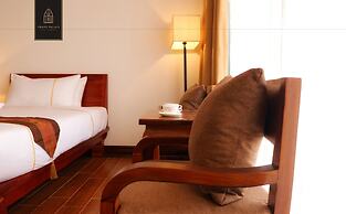Chang Palace Vientiane