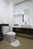 Anna-Nava Pakkret Hotel