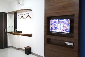 Anna-Nava Pakkret Hotel