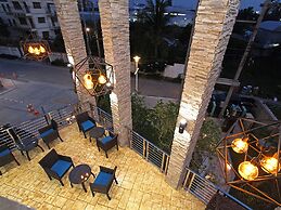 Anna-Nava Pakkret Hotel