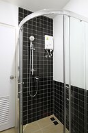 Anna-Nava Pakkret Hotel