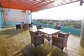 Anna-Nava Pakkret Hotel