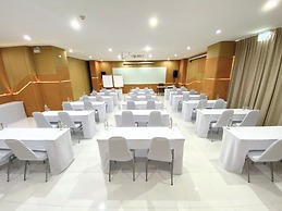 Anna-Nava Pakkret Hotel