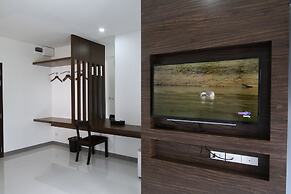 Anna-Nava Pakkret Hotel