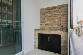 Boutique Summer House