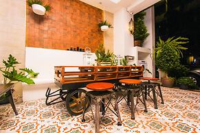 Boutique Summer House