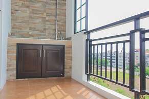 Boutique Summer House