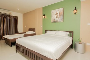 Boutique Summer House