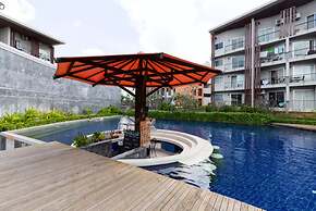 Condo Studio B at Replay E305