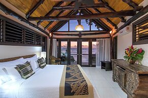Savasi Island Resort