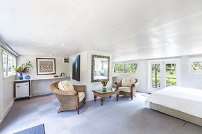 Savasi Island Resort