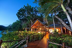 Savasi Island Resort