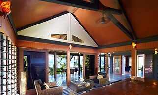 Savasi Island Resort