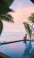 Savasi Island Resort