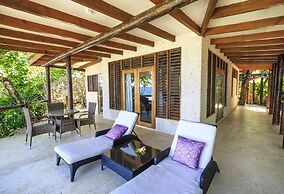 Savasi Island Resort