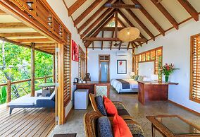 Savasi Island Resort