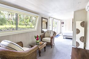 Savasi Island Resort