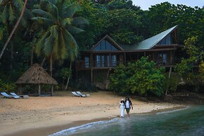 Savasi Island Resort