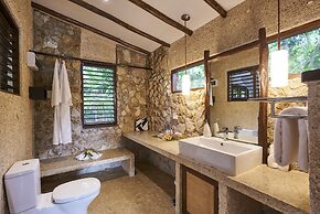 Savasi Island Resort