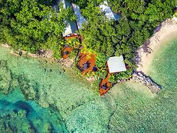 Savasi Island Resort