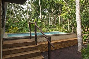 Savasi Island Resort