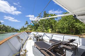 Savasi Island Resort