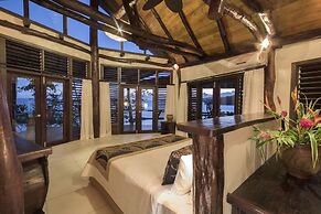 Savasi Island Resort