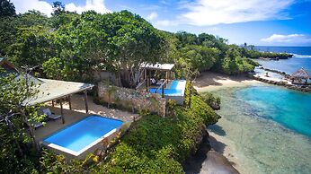 Savasi Island Resort