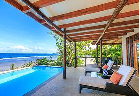 Savasi Island Resort