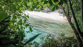 Savasi Island Resort