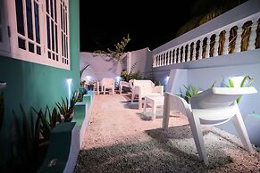 Huvadhoo Inn