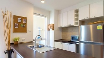 Baan San Ploen Condominium by Renvio