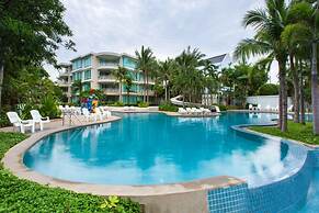 Baan San Ploen Condominium by Renvio