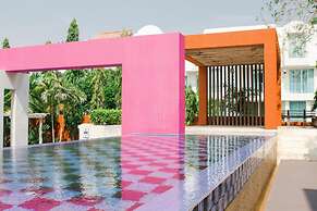 Las Tortugas Condominium