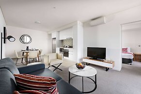 Ramada VetroBlu Scarborough Beach