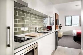 Ramada VetroBlu Scarborough Beach