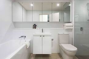 Ramada VetroBlu Scarborough Beach