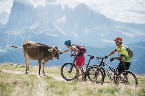 Aquila Dolomites Residence
