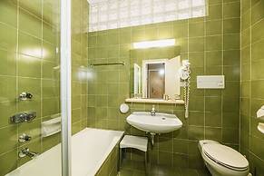 Aquila Dolomites Residence