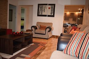 Grey Oak Holiday House