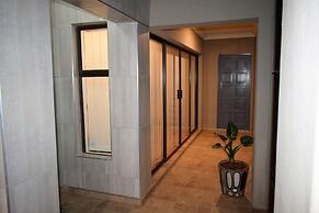 Grey Oak Holiday House