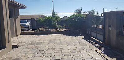 Grey Oak Holiday House