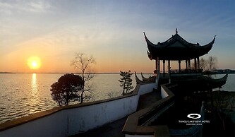 Tongli Lakeview Hotel