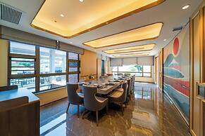 Tongli Lakeview Hotel