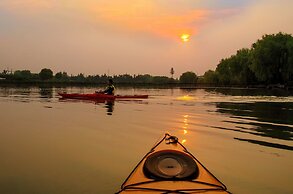 Tongli Lakeview Hotel